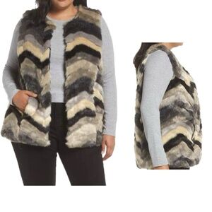 294 - Fever size 2X Black Combo Faux Fur Vest - Size 2X (black, cream, grey)